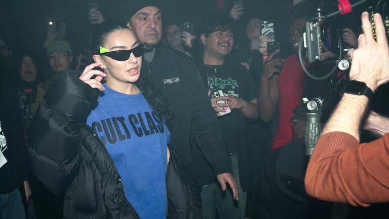 фото: https://edm.com/events/boiler-room-ibiza-2024-charli-xcx