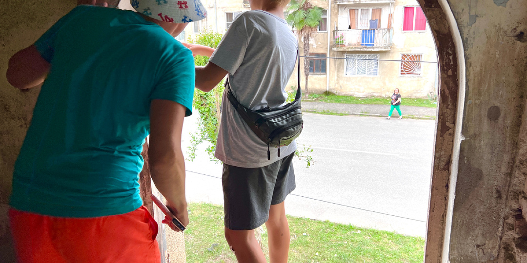 Абхазия: поездка в Гал, где 90% жителей - грузины. Удивлён, как здесь люди живут