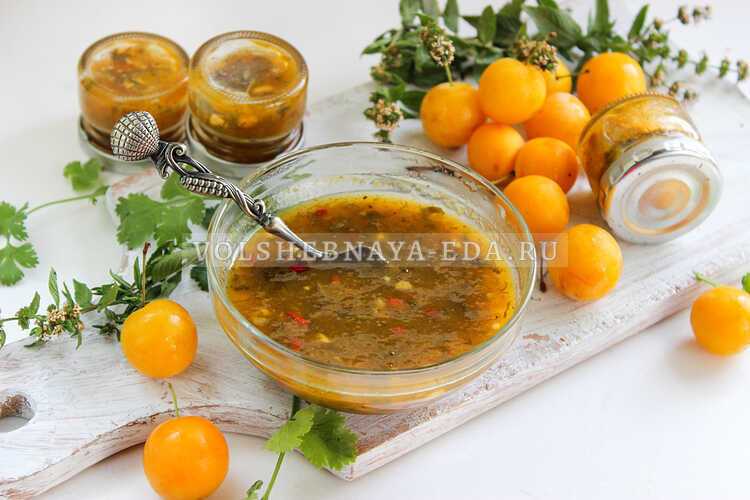 Классический рецепт Ткемали из желтой алычи