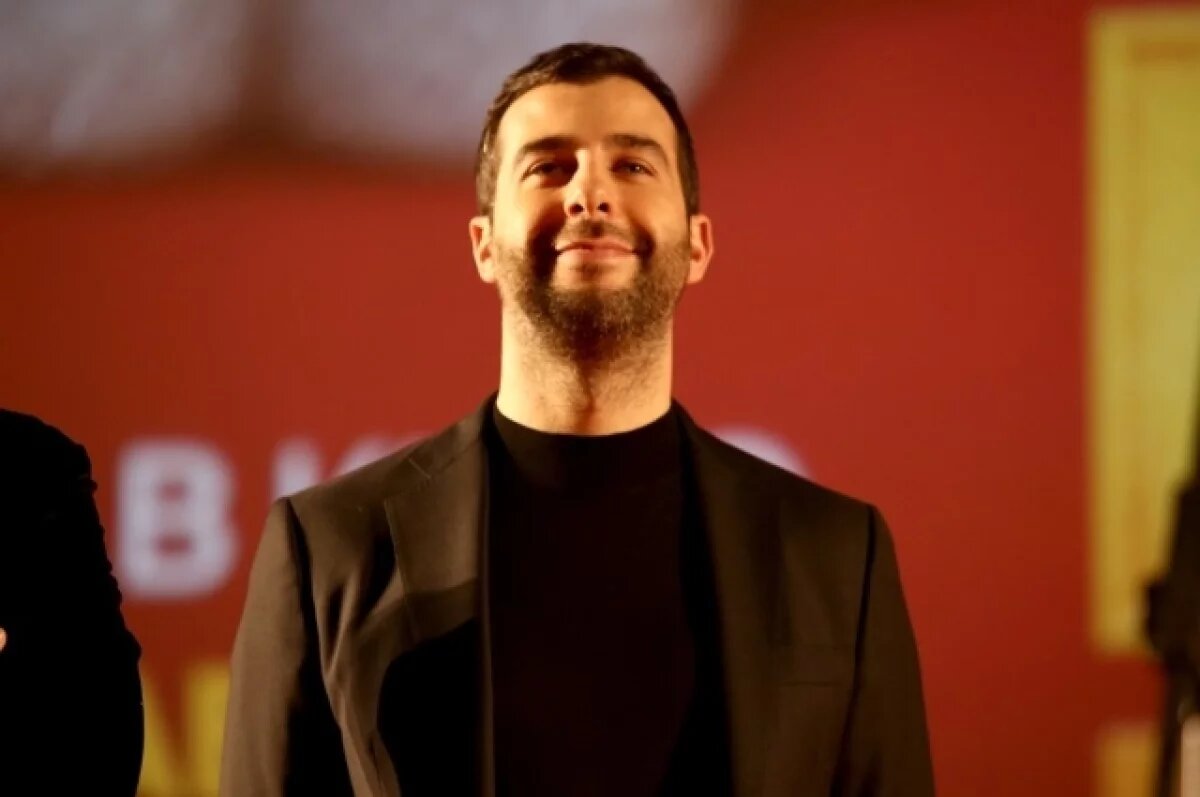    Ургант выступит на фестивале в Санкт-Петербурге под псевдонимом