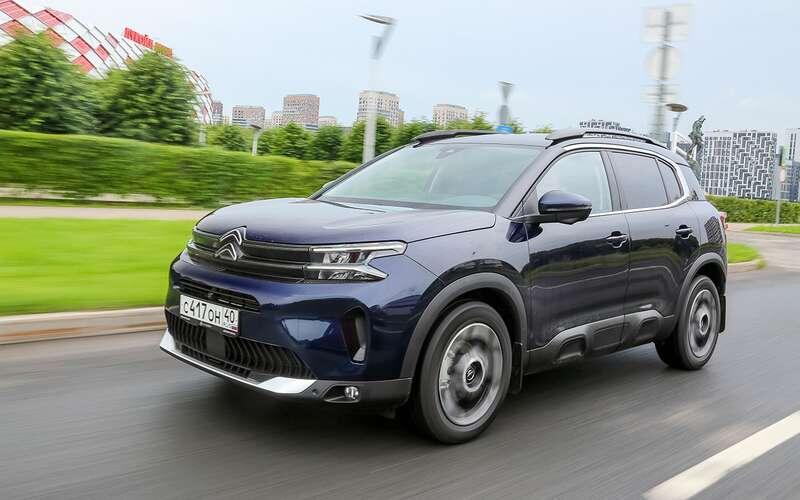    Citroen C5 Aircross. Цена в России от 3 899 000 ₽. Баланс шасси близок к идеальному.