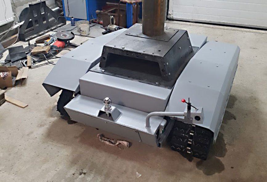 Гусеничная  беспилотная платформа сконструировали по заказу наших бойцов. Фото из архива Дениса Молоцило