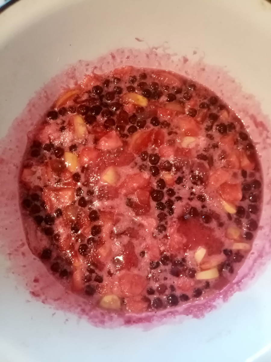 Варенье из черноплодной рябины с яблоками. Пенку снимаю, детство вспоминаю)