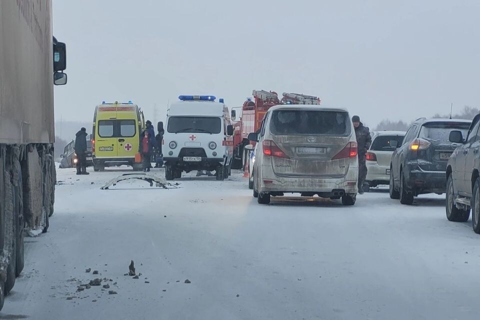    Авария на трассе Барнаул — Новосибирск. Источник: Пресс-служба МВД по Новосибирской области