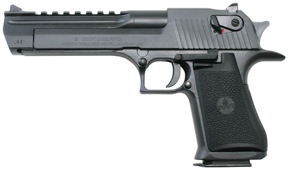 IWI Desert Eagle Mark XIX, текущая модель производства со стволом с планкой Пикатинни - .44 Magnum. Версии в фильме - это модели .50 AE, поскольку у них нет рифленых стволов.