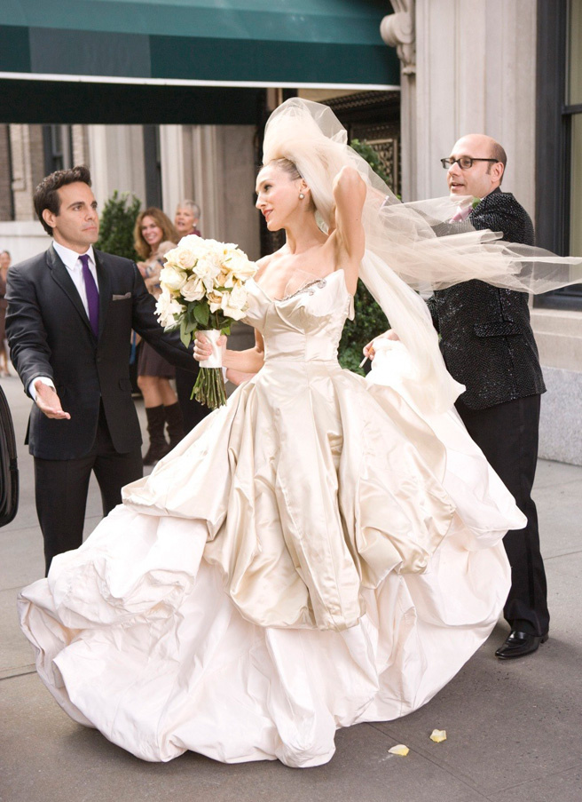 Рада видеть Вас на моём канале, посвящённом фильмам, сериалам и книгам! // grazia.ru