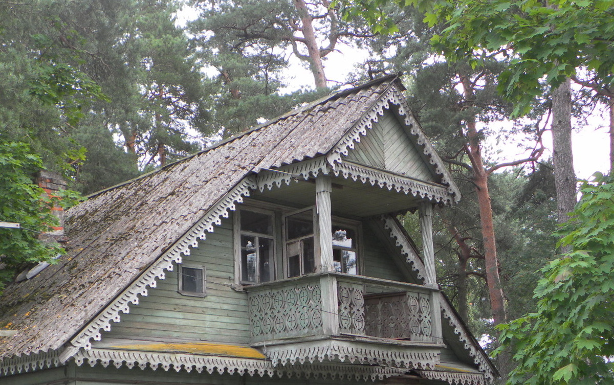 Дореволюционный дом в посёлке Разлив