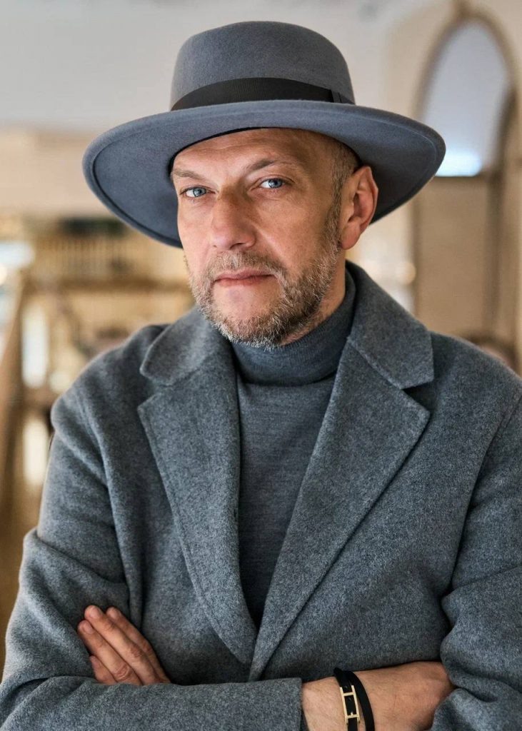   На фото Дмитрий Лапатин
