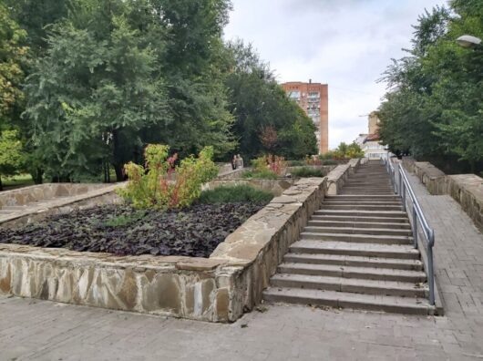    Лестница в парке Дружба в Ростове //Фото: Городской репортер