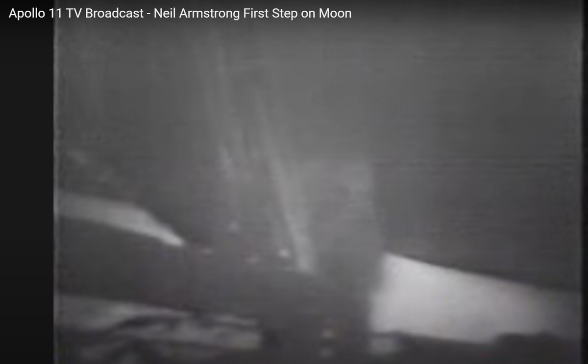 NASA: А зачем тащить на Луну оператора и хорошую технику? И так всё видно! (кадры из миссии Apollo 11)