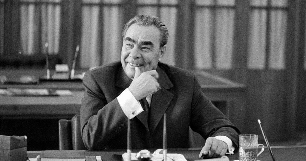 Такой наша жизнь была при Брежневе и так изменилась с тех пор. 10 фото