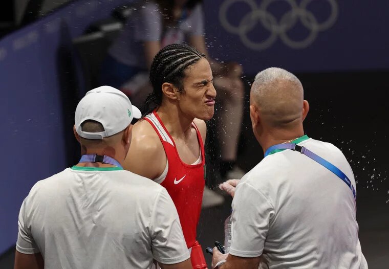 Трансгендеры приняли участие в боксерском турнире в рамках Олимпиады-2024, заставляя своих соперниц сдаваться. Фото: Zuma/TASS