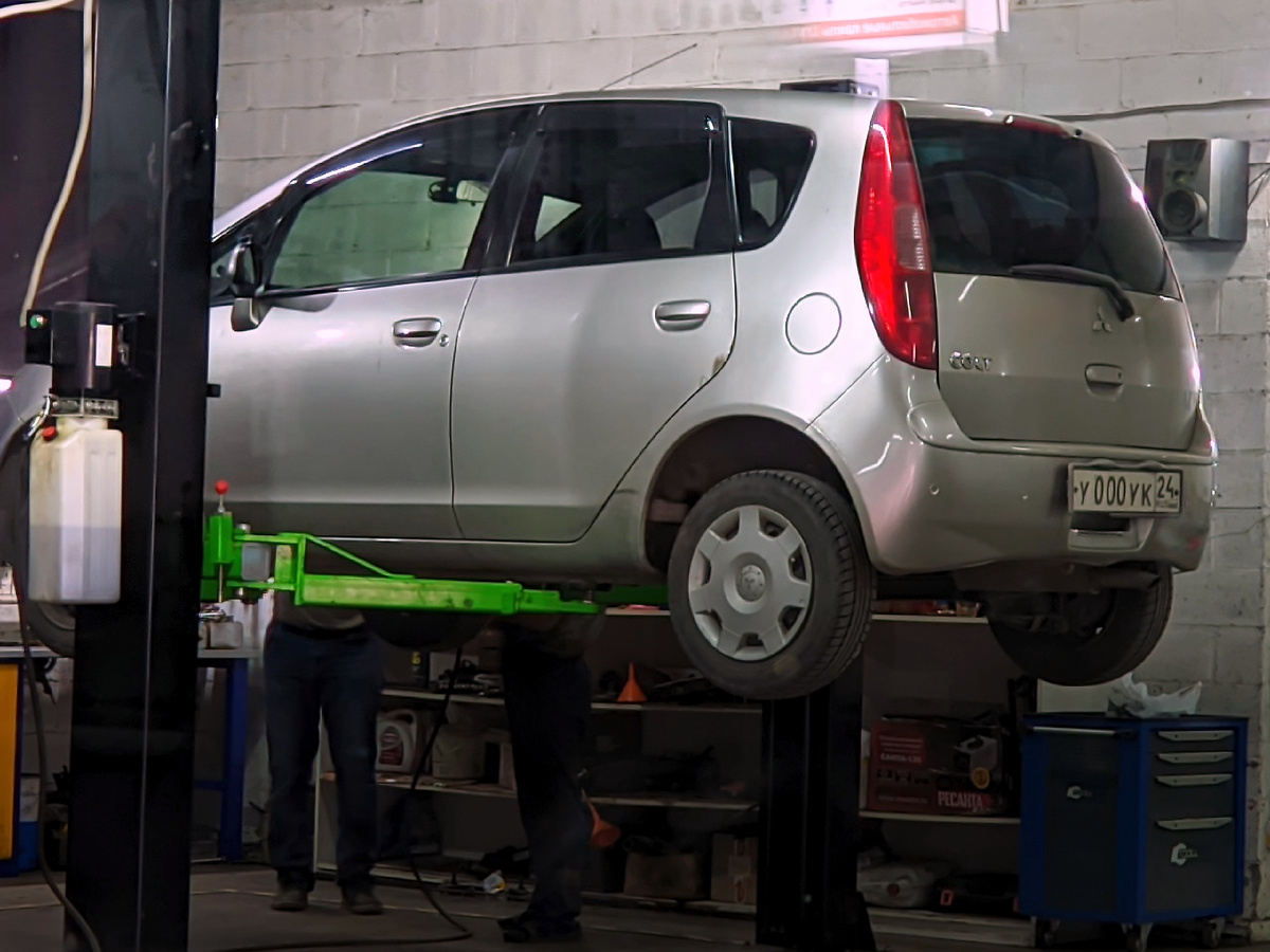 Фото автора. Посещение автосервиса, диагностика и мелкий ремонт подвески.