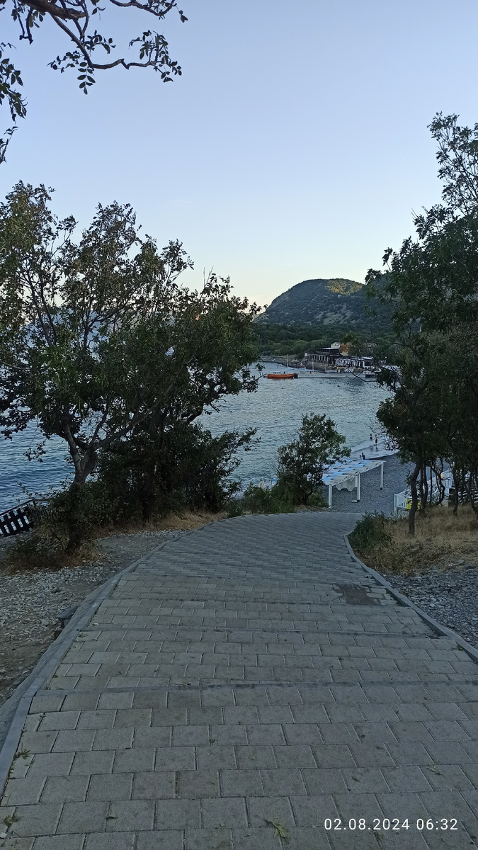 Фото автора. Большой Утриш. Раннее утро 2 августа.