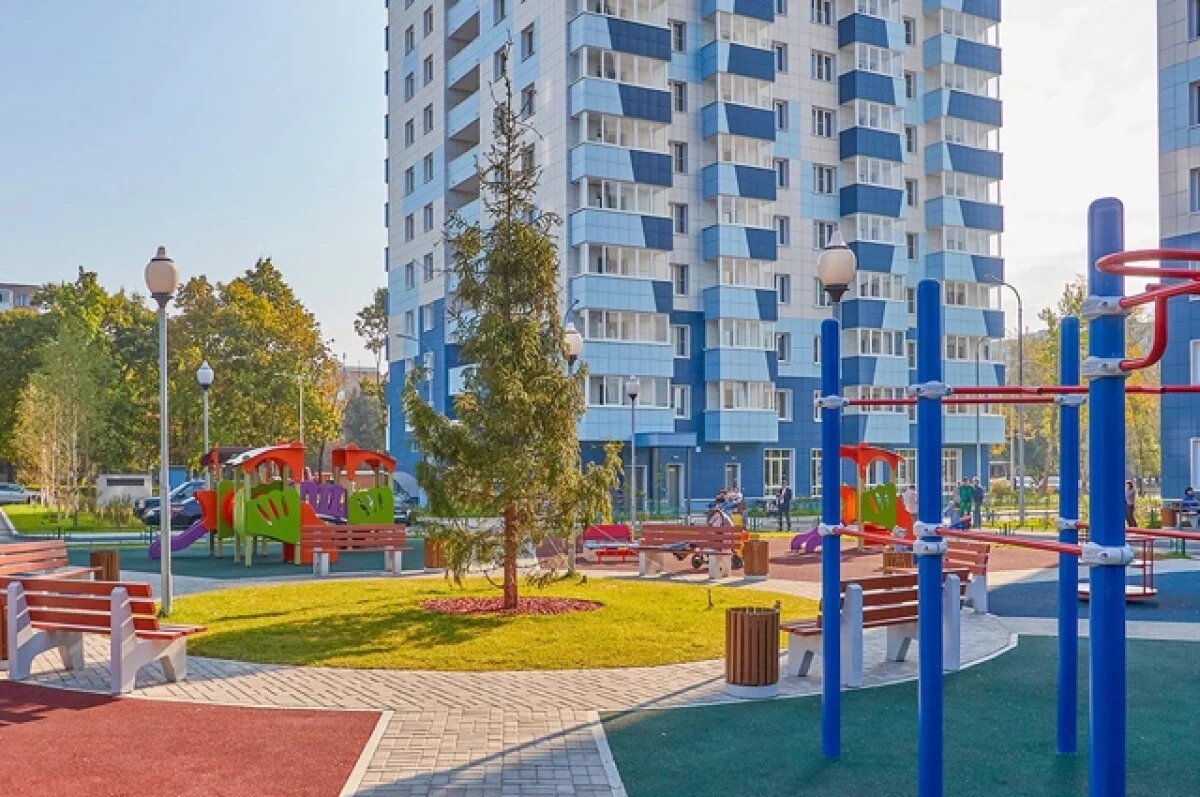    В нескольких районах Новосибирска отремонтируют дворы за 12,7 млн рублей