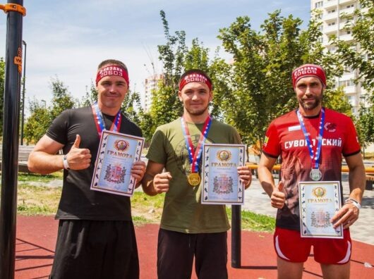    В чемпионате Ростова по гонкам с препятствиями победил житель Суворовского //Фото ВКБ-Новостройки