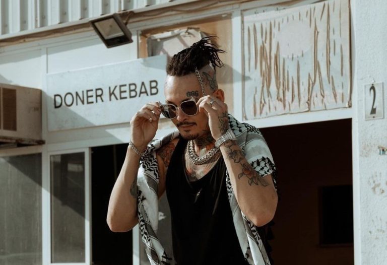    Фото: @morgen_shtern Анастасия Манцова