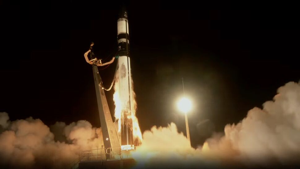 Старт ракеты Rocket Lab Electron с радиолокационным спутником наблюдения 2 августа 2024 года.  Источник: Rocket Lab  📷
