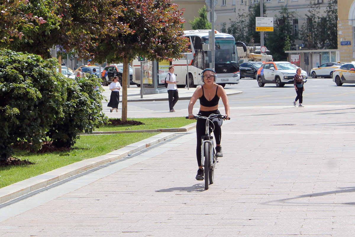 Благовещенск готовится к разнообразной погоде на предстоящих выходных, обещая как солнечные, так и дождливые дни.  Фото: ФедералПресс / Денис Коробейников
