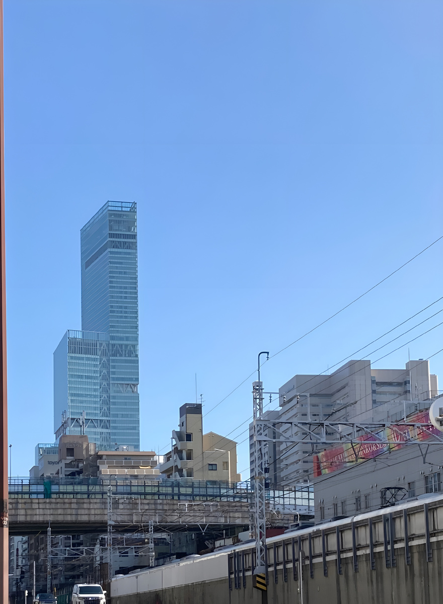 Вид со стороны улицы в квартале Эбису района Дзёто (恵美須町城東線).