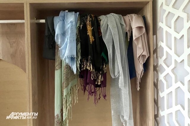    Прихожанкам могут дать платочки и даже халаты. Фото:  АиФ/ Анна Городкова