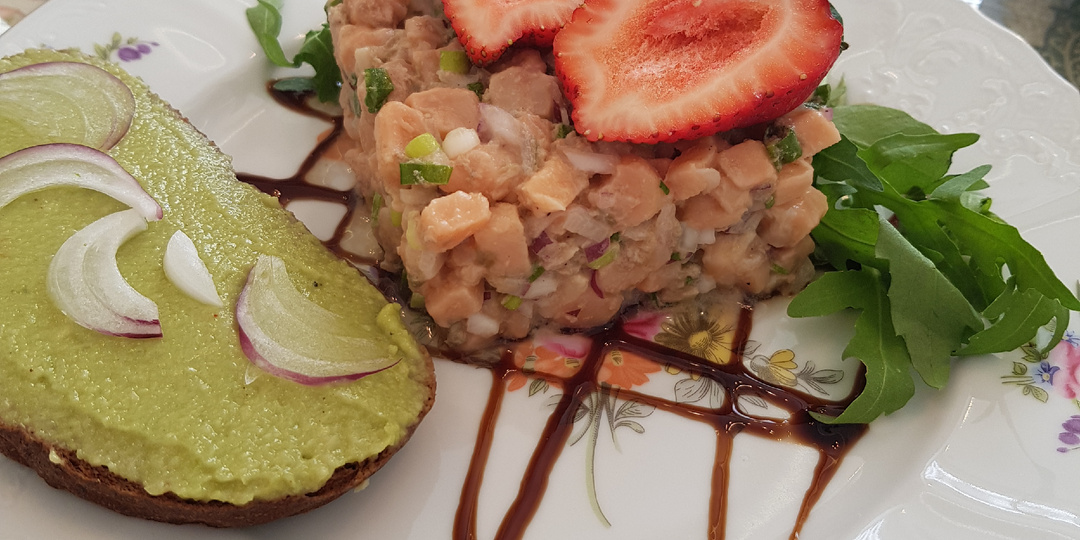 Тартар из лосося