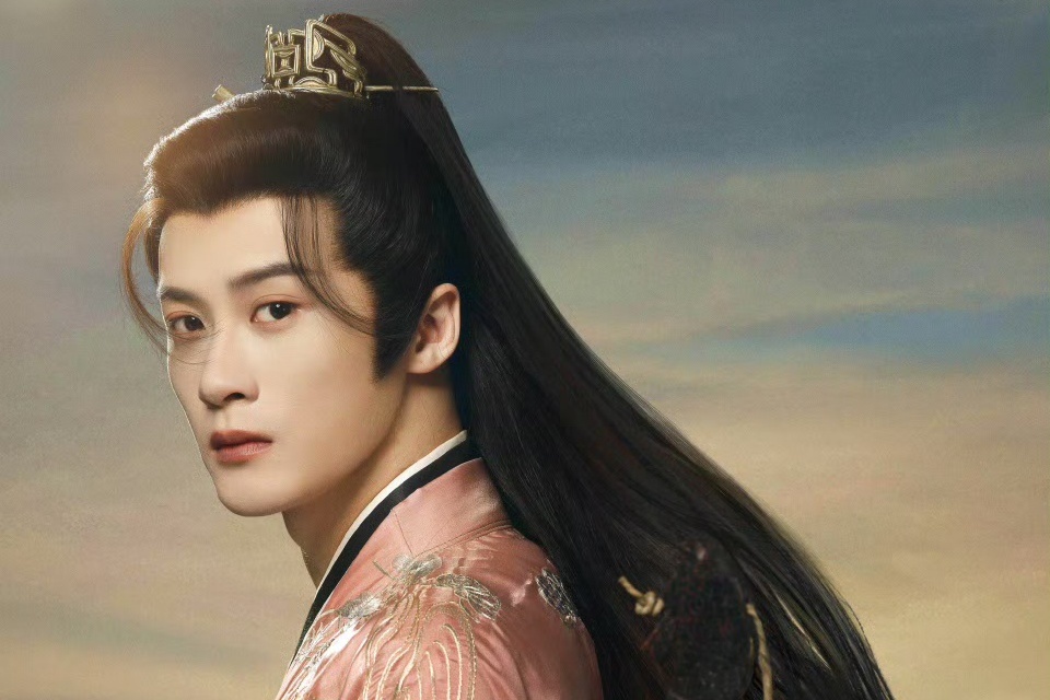 Тань Цзяньцы в роли Фанфэн Бэя в дораме "Бесконечная тоска в разлуке"