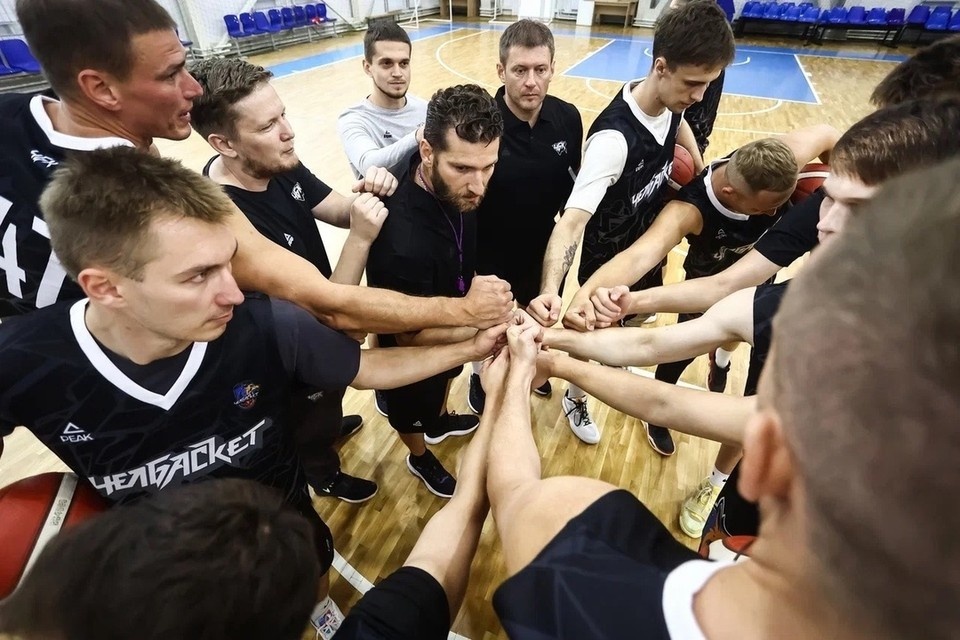    БК «Челбаскет» провел первую тренировку перед стартом сезона в обновленном составе. Фото: Андрей Голубенко, БК «Челбаскет»