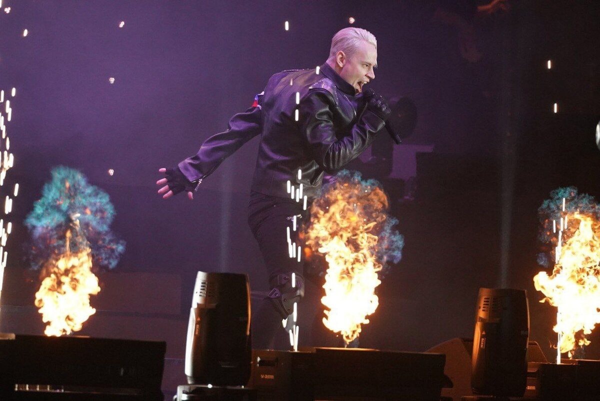 Фото SHAMANа с концерта в Челябинске в 2023 году