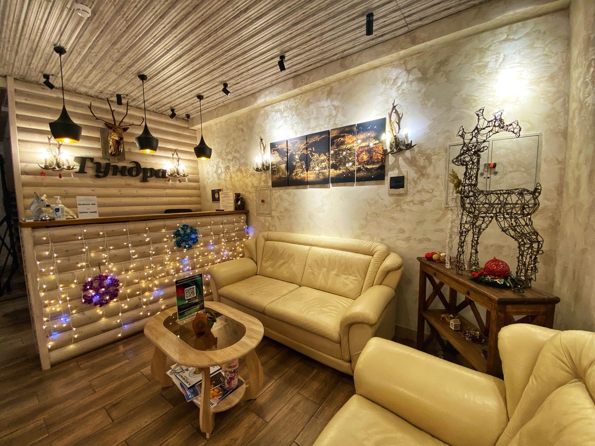 Вот такой атмосферный отель есть в Мурманске.