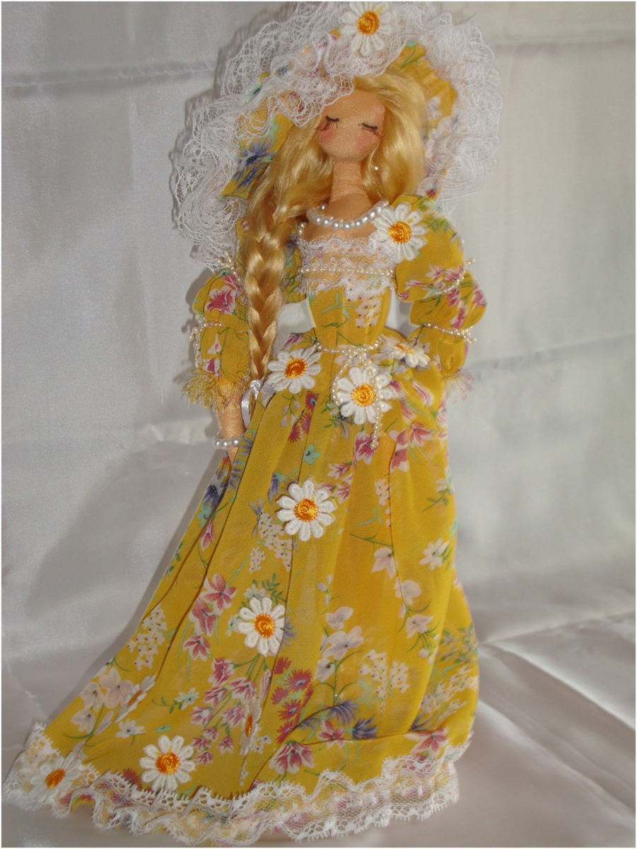 Соколова Тамара. Кукла-тряпиенса: «Ромашковое лето», 100% текстиль, 2018 год, высота около 25см.