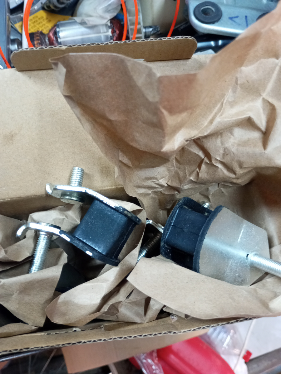 Виброопоры приехали с Озона