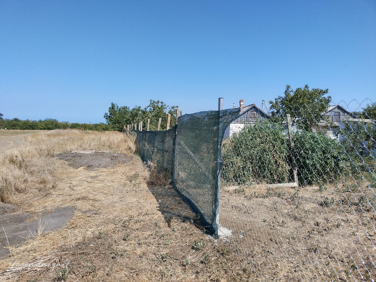 На одну секцию затеняйки хватило