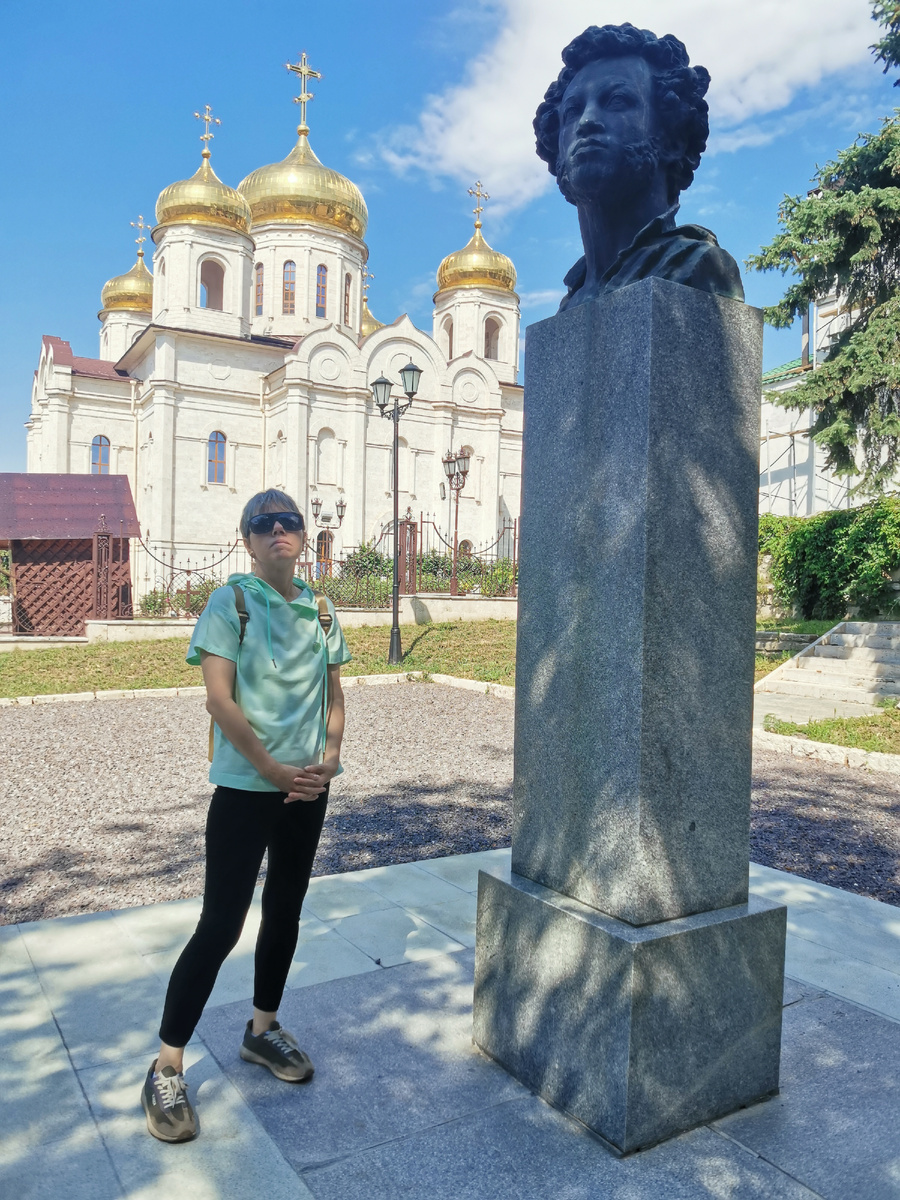 Пр. Кирова, 30