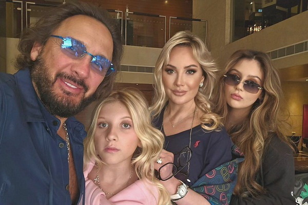 «Какая восхитительная семья!» - Стас Михайлов на ФОТО летом 2024 года