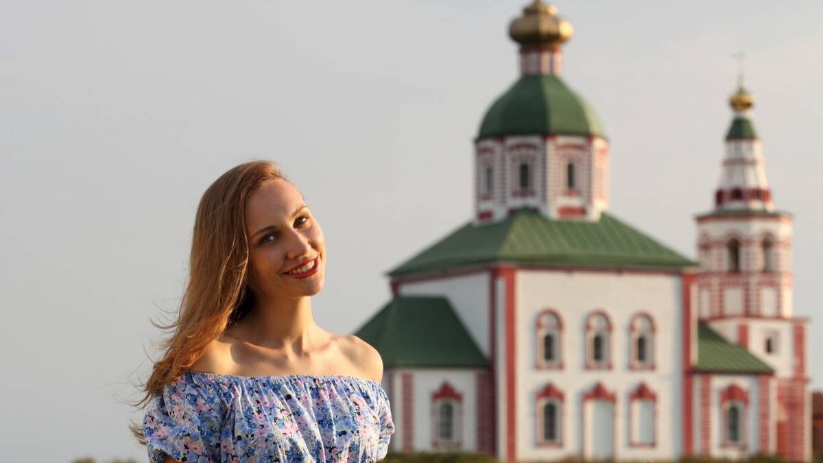    Ильинская церковь находится на правом берегу реки Каменки / Фото: Shutterstock