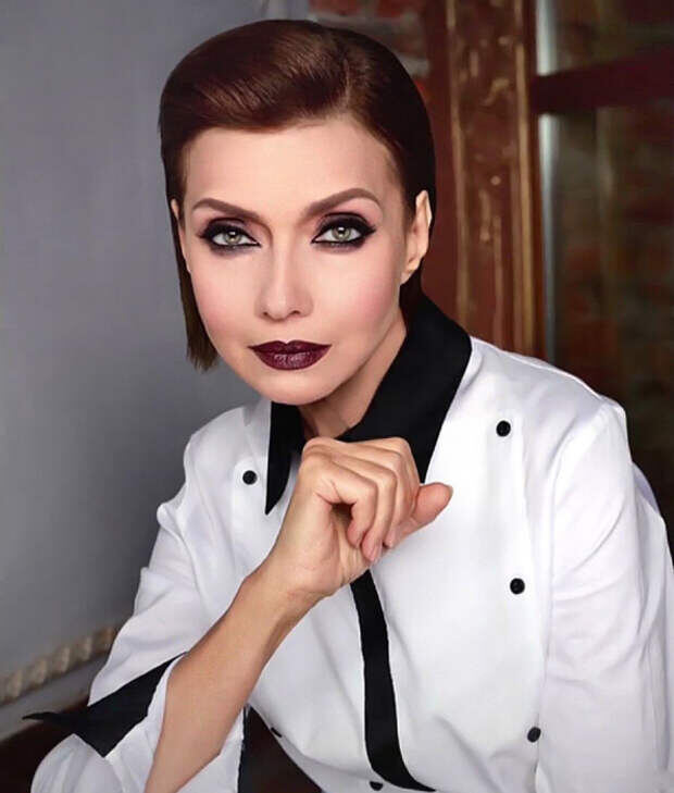 Один из образов одной фотосессии Елены Метёлкиной. Взято здесь: https://r.mt.ru/r10/photo03F0/20556166600-0/jpg/bp.jpeg