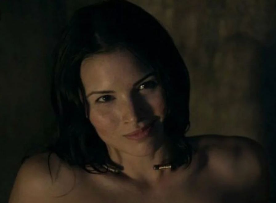 Красивая рабыня