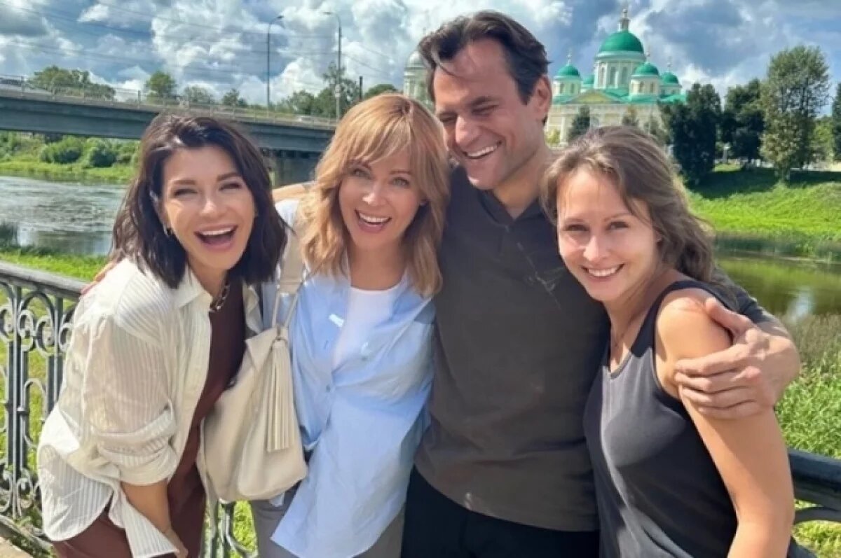    С друзьями звезда сериала «Воронины» Екатерина Волкова приехала в Торжок