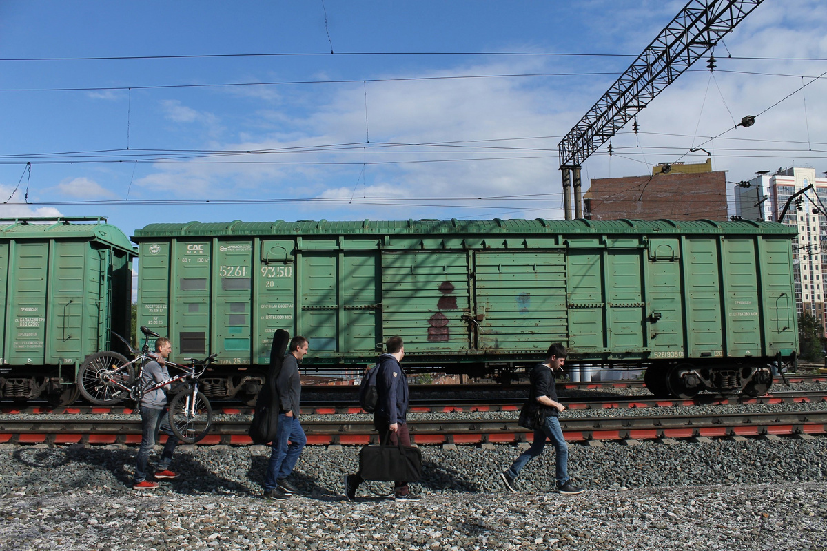 2020 год. Томск. Панк-группа ДУШЕГУБЫ. Слева направо: Егор Самойлов (Ерëма), Денис Иголкин (Булыч), Александр Логвинов (Санчес), Константин Лысак (Гвоздян)
