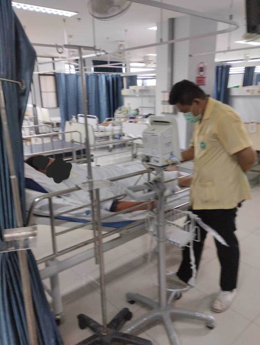 Так выглядит обычная палата в  тайском госпитале.   Делать фото  внутри здания запрещено, все снято скрытой камерой. 