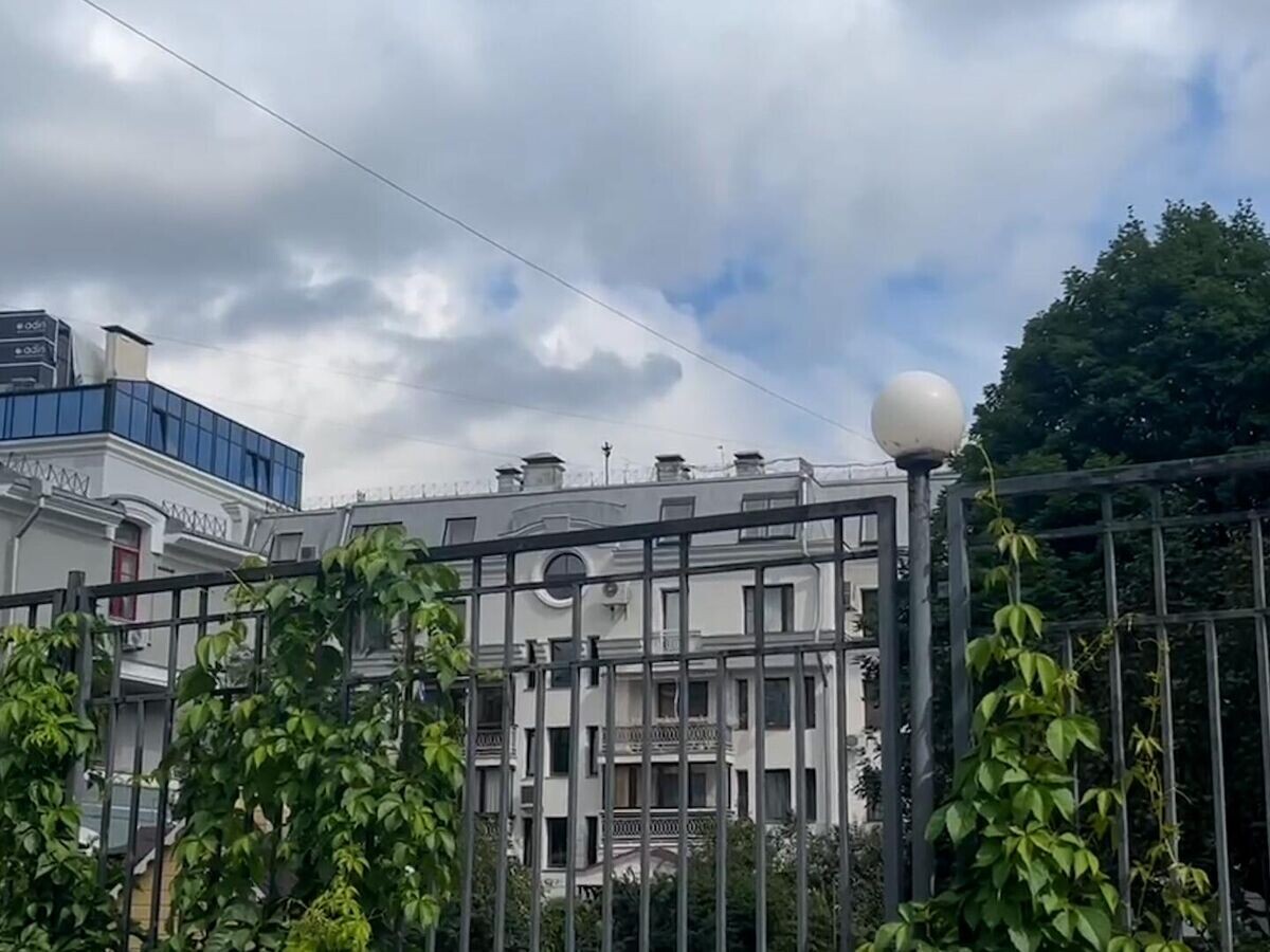    Дом, в котором жил арестованный сенатор Савельев© РИА Новости