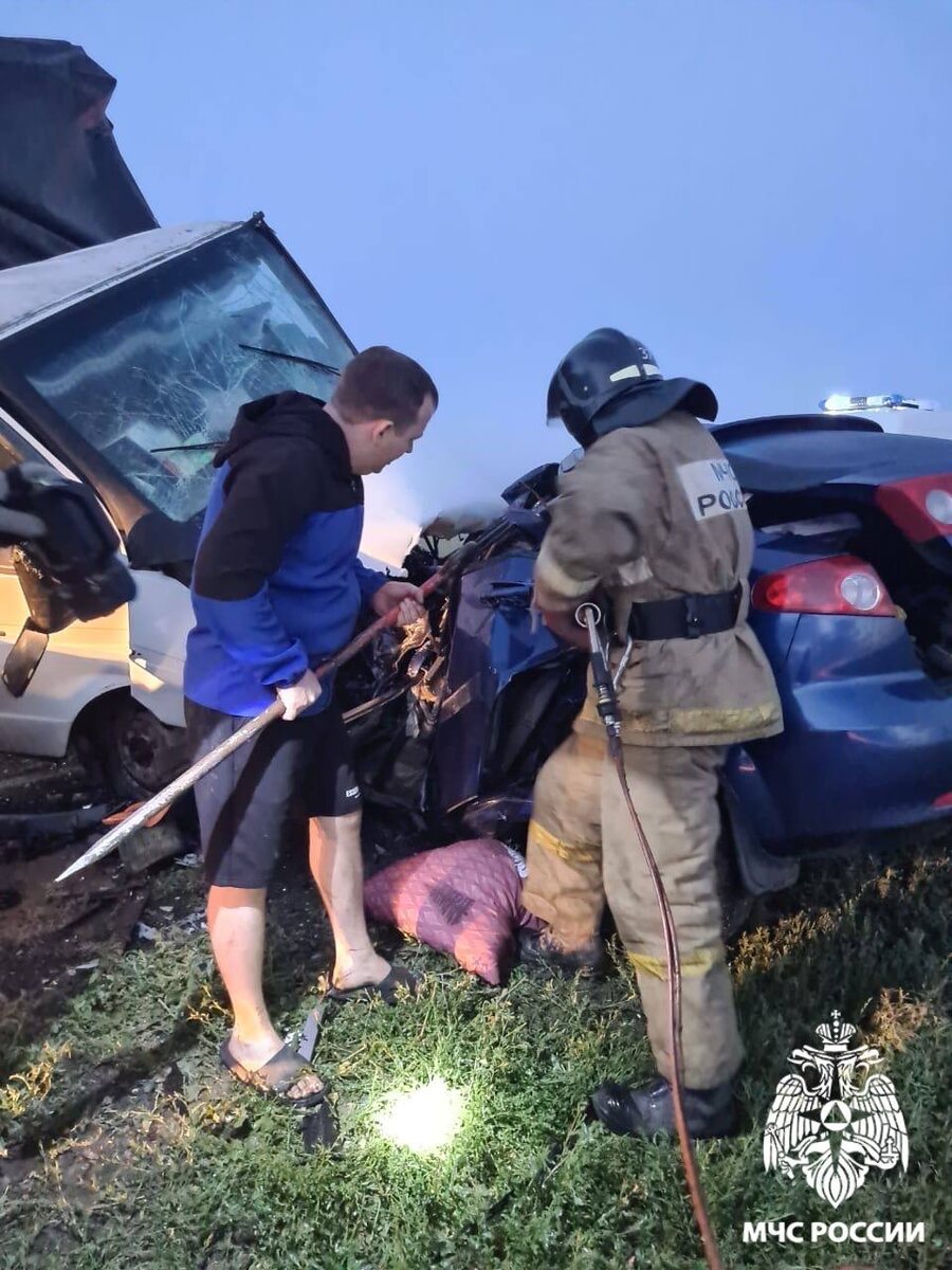    Месиво из трех машин. В МЧС сообщили страшные подробности ДТП под Оренбургом Белов Михаил Александрович