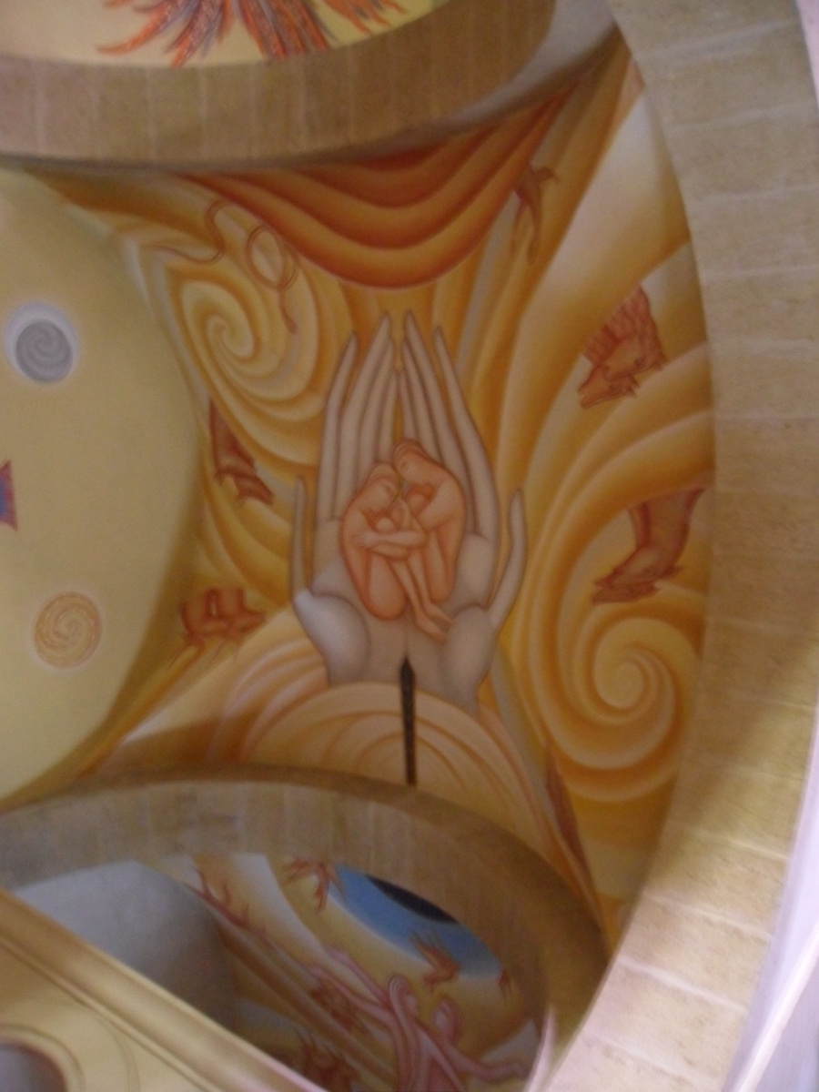 Вот такие видения ко приходили во время наркоза. Что интересно потом уже через 45 лет я увидел вот эту фреску в православной церкви в Провансе