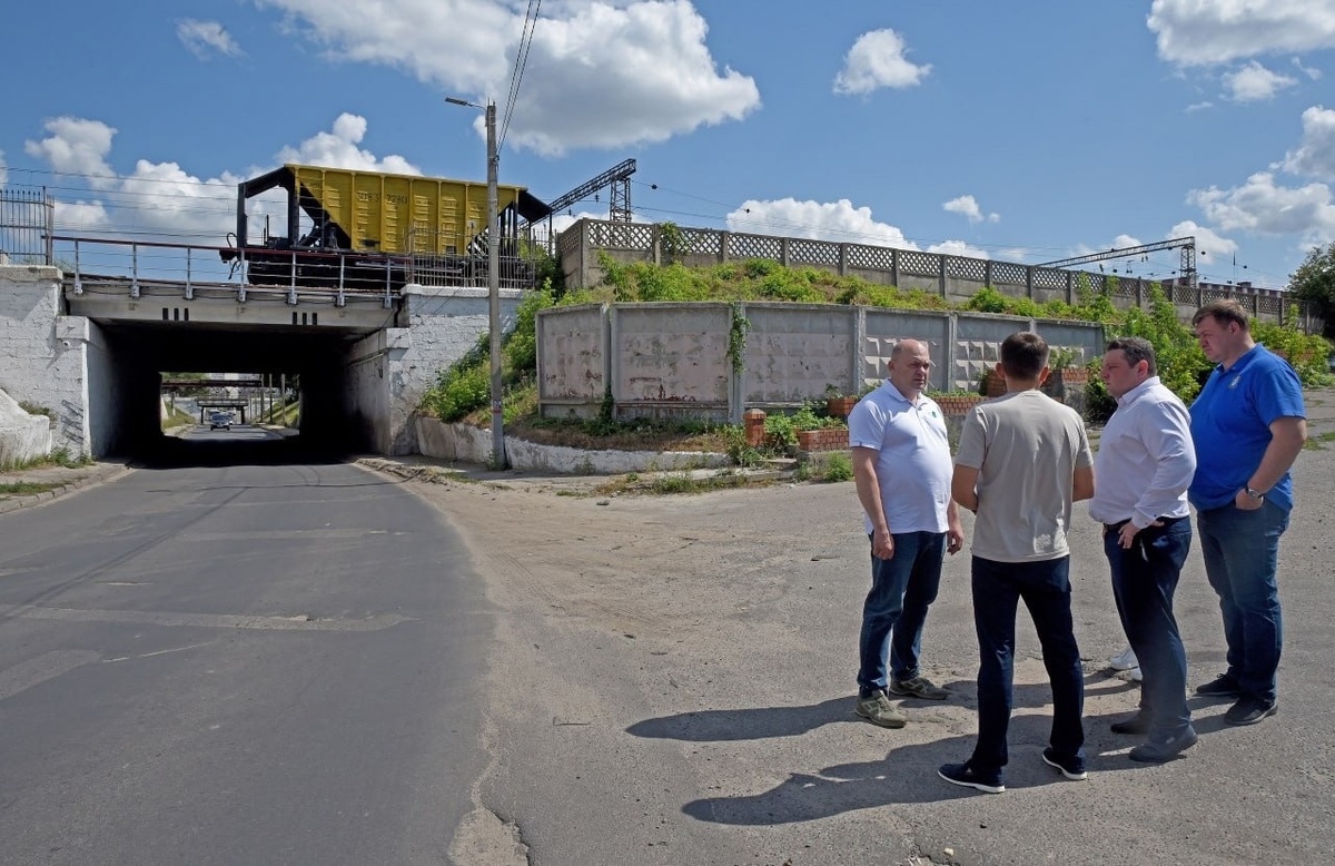    В Курске в кратчайшие сроки отремонтируют 2 участка дорог в Железнодорожном округе