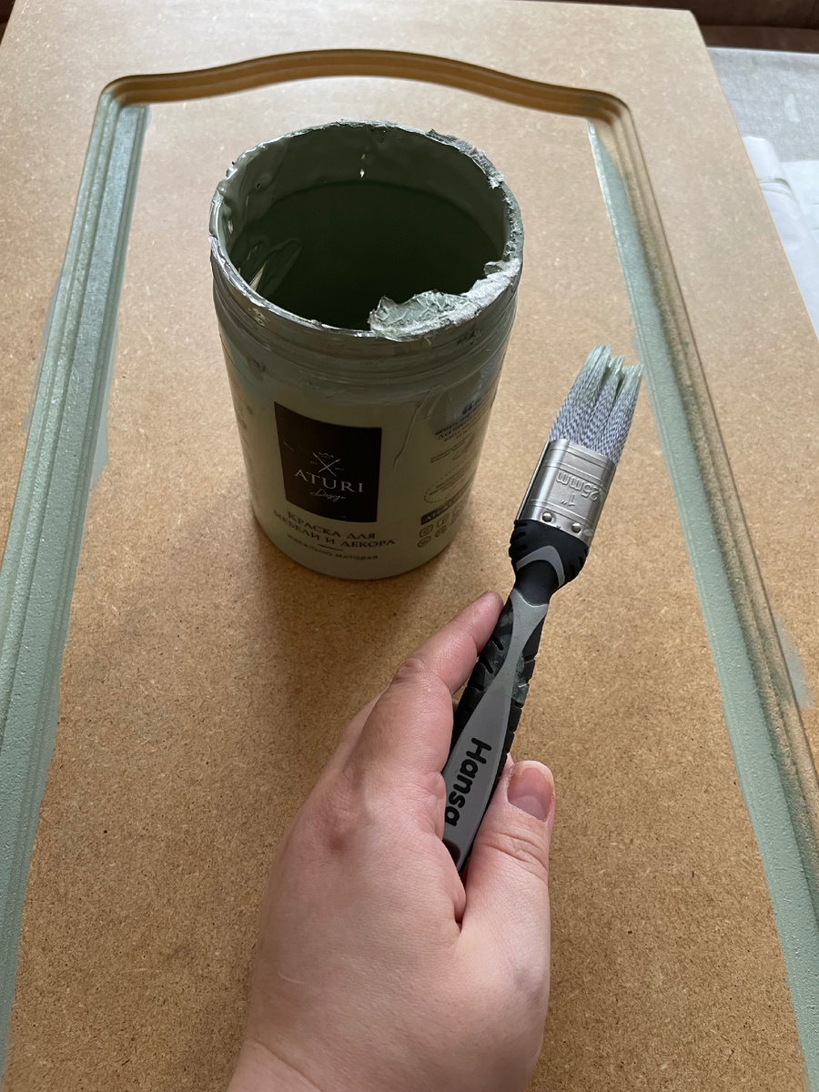 Кисточка весьма недешевая, но отработала всю свою стоимость на ура