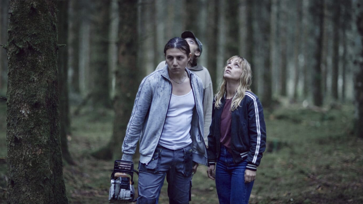 Кадр из фильма "Тем временем на Земле"