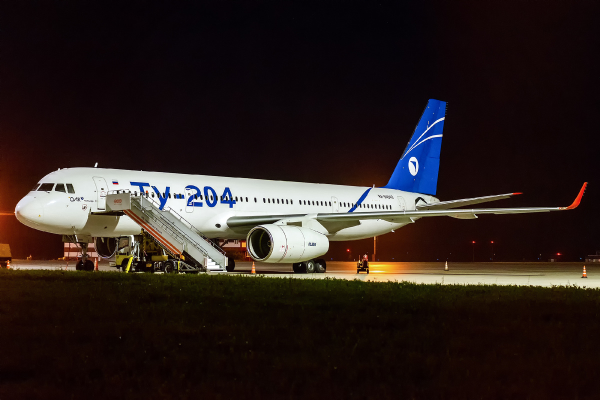 Экипаж спит и самолет отдыхает