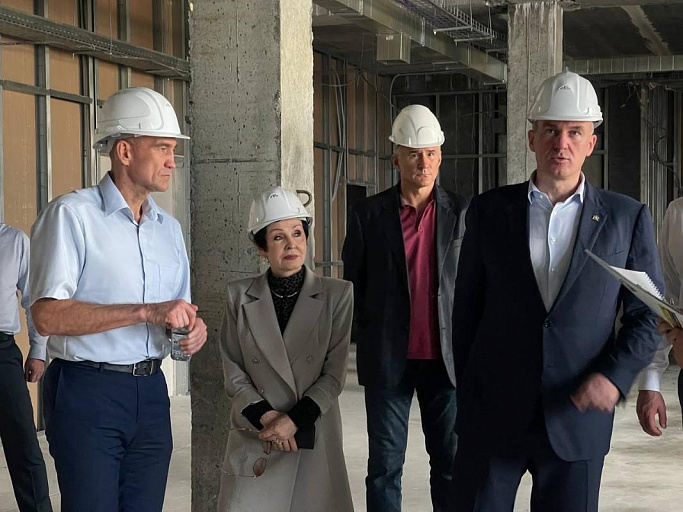 Образовательное учреждение на 1100 мест возводят в районе «Гидронамыв» Белого Яра.