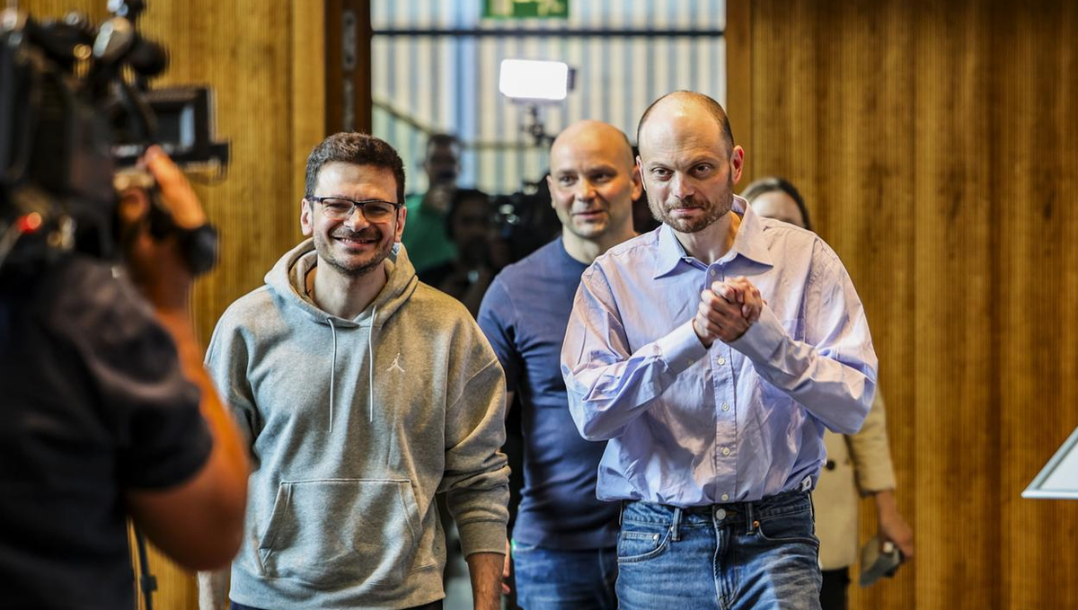 Илья Яшин, Андрей Пивоваров и Владимир Кара-Мурза